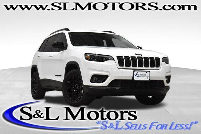 2023 jeep cherokee altitude lux