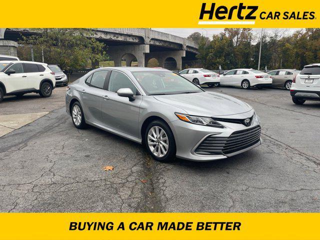 2024 toyota camry le