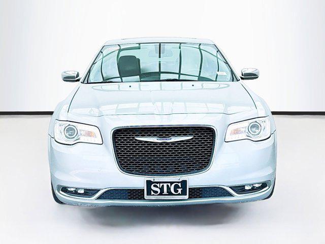 2020 chrysler 300 limited
