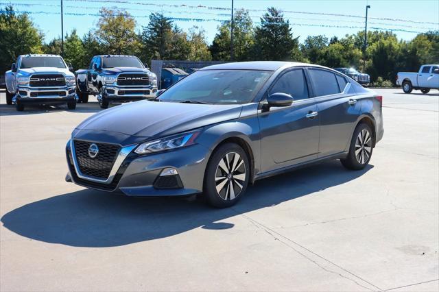 2022 nissan altima 2.5 sv