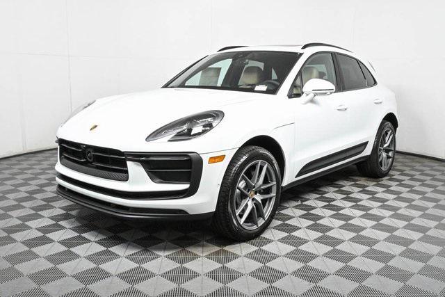 2024 porsche macan base