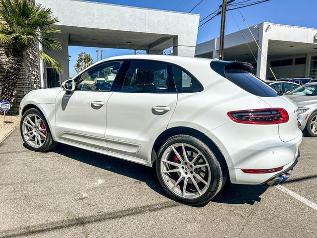 2015 porsche macan turbo