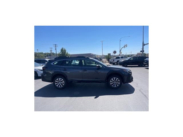 2024 subaru outback base trim level
