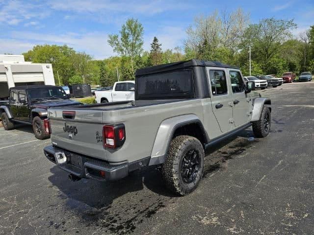 2021 jeep gladiator willys 4x4 in youngstown, ohio