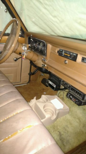 1978 cherokee 4 door like a wagoneer 46,000 miles 360 turbo 400 trans quadra tra