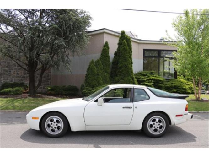 1987 porsche 944 in astoria, new york