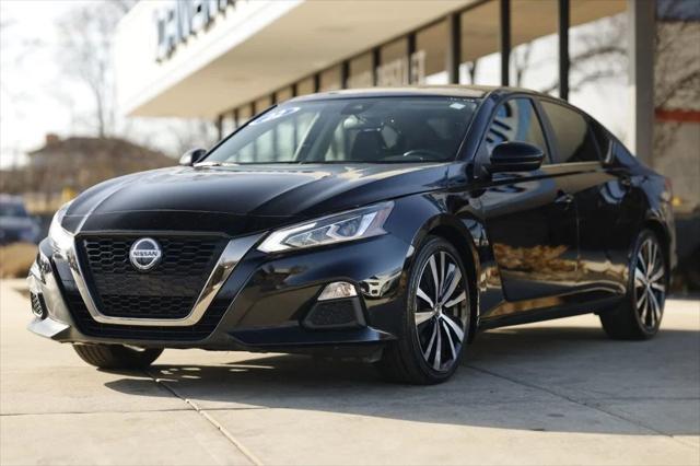 2022 nissan altima 2.5 sr sedan
