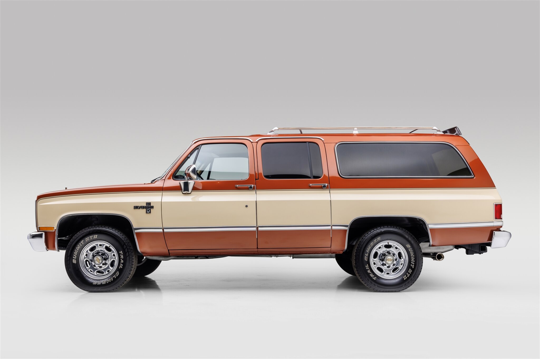 chevrolet suburban