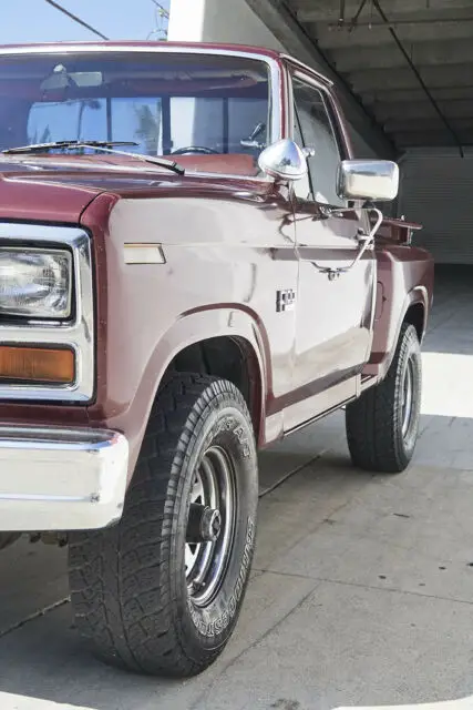 1983 ford f100 stepside 4x4 pickup truck