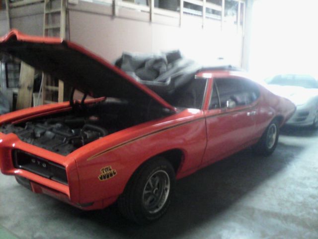 1968 pontiac gto (judge clone)