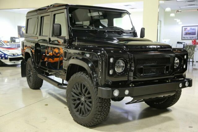 1992 land rover defender 110, ls3 v8, 6 speed auto, kahn body kit, many options!