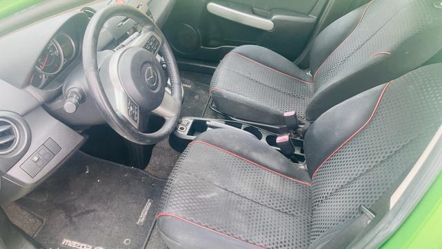2013 mazda mazda2 touring