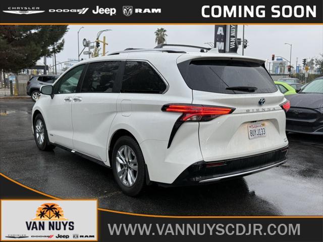 2021 toyota sienna limited 7-passenger