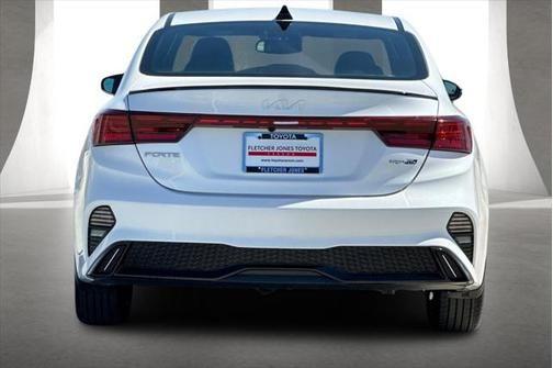 2023 kia forte