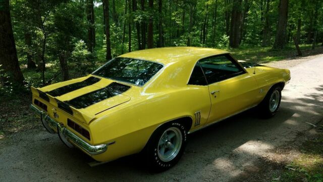 69 x33 z/28 frame off resto clean must see!