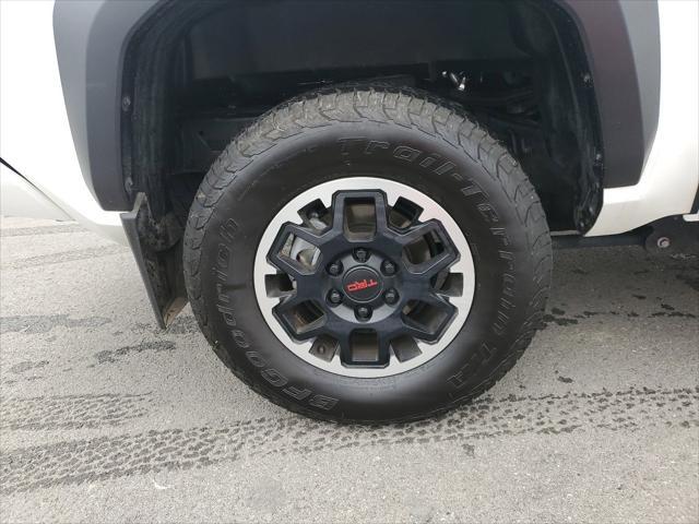 2024 toyota tacoma trd off road