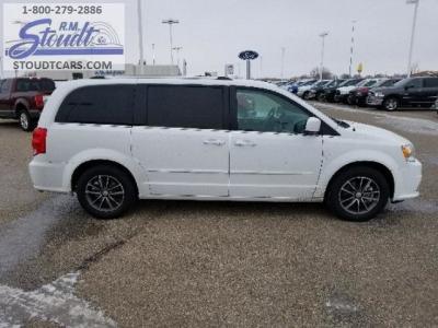 2017 dodge grand caravan sxt sxt 4dr mini-van for sale in bloom, north dakota