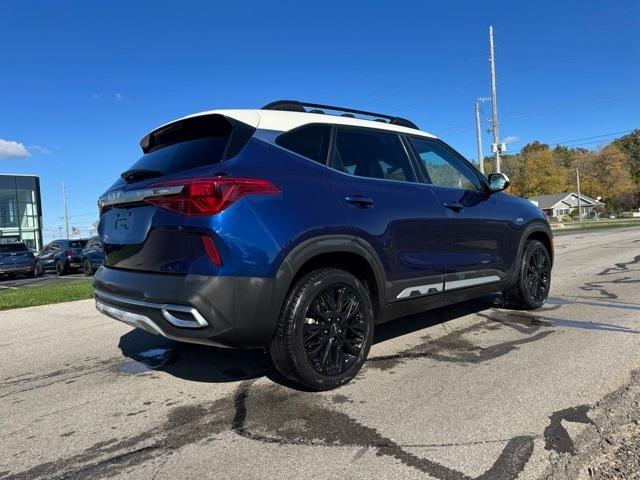 2022 kia seltos nightfall