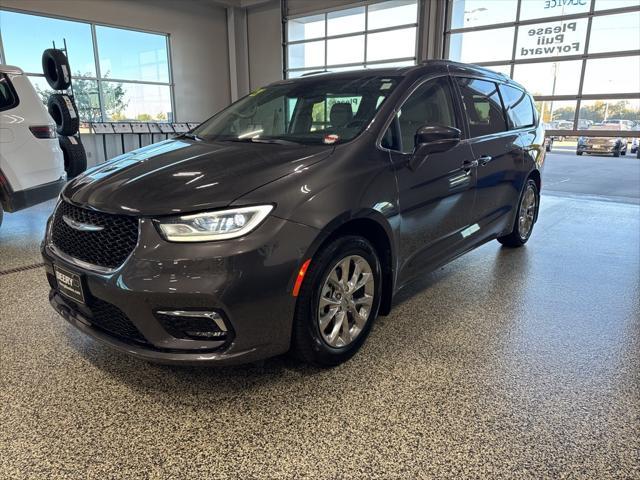 2021 chrysler pacifica touring l