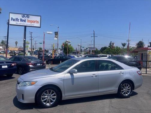 2010 toyota camry hybrid