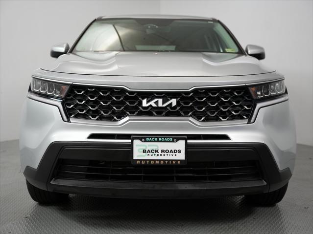 2022 kia sorento lx