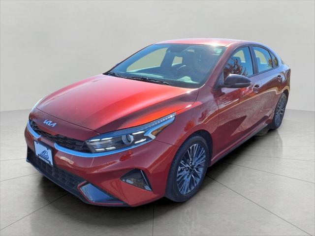 2022 kia forte gt-line