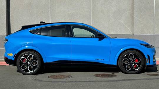 2022 Ford Mustang Mach-E