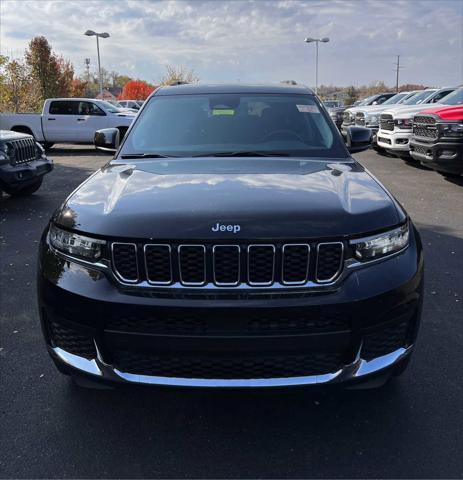 2024 jeep grand cherokee l laredo 4x4