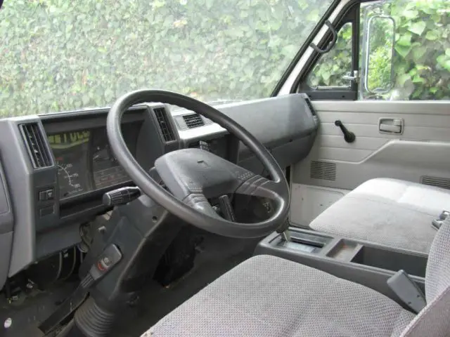 isuzu npr 16'box truck low miles rebuilt engine+trans diesel cargo cube delivery