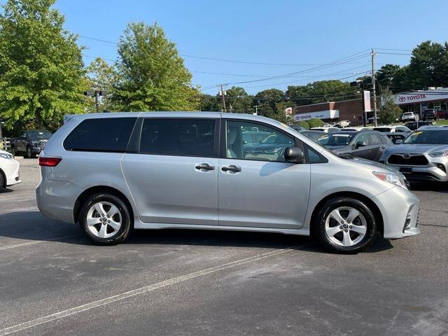 2020 toyota sienna l
