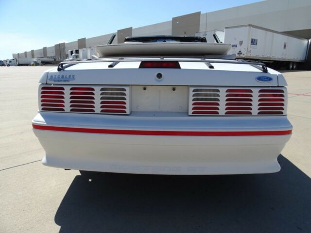 white 1989 ford mustang gt 5.0l ho v8 4 speed auto available now!