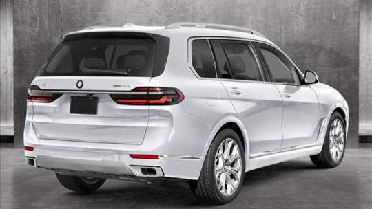 2025 BMW X7