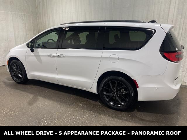 2023 chrysler pacifica limited
