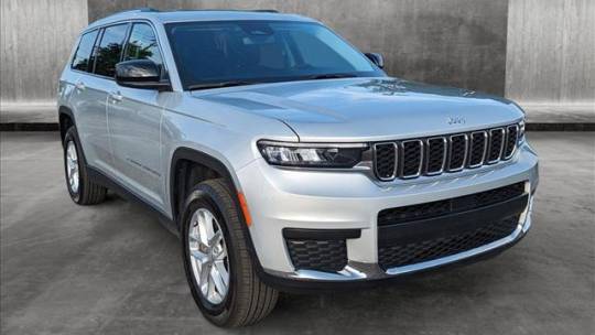 2023 Jeep Grand Cherokee laredo