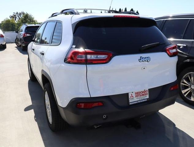 2017 jeep cherokee sport