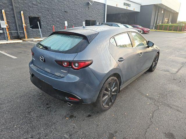 2022 mazda mazda3 fwd w/premium package