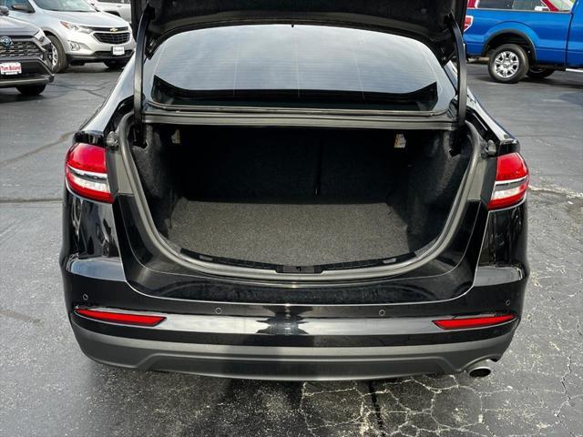2019 ford fusion se