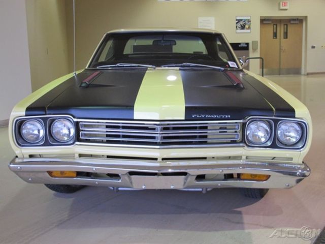 1969 plymouth roadrunner hemi in chrystler regestry