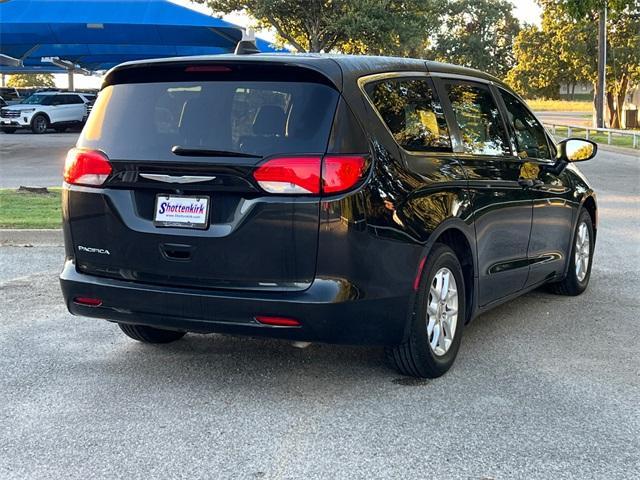 2017 chrysler pacifica touring