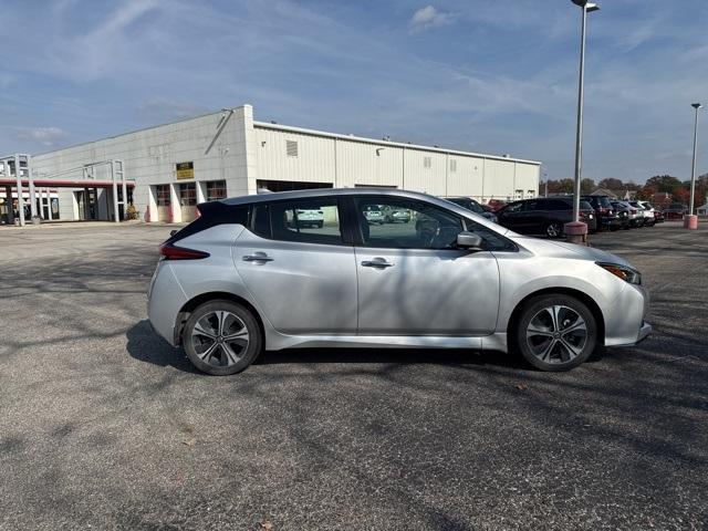 2022 nissan leaf sv plus