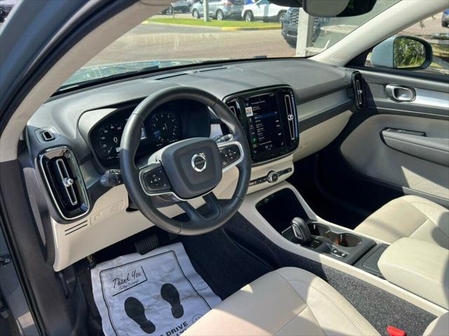 2021 volvo xc40 t5 momentum