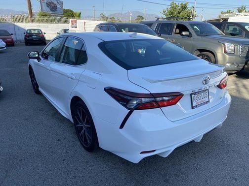 2022 toyota camry