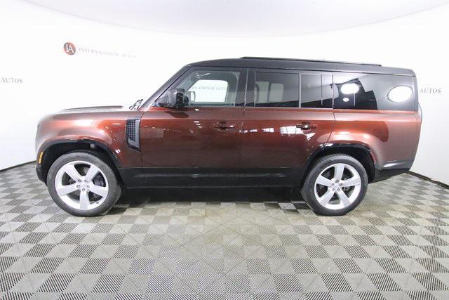 2023 land rover defender 130 x-dynamic se