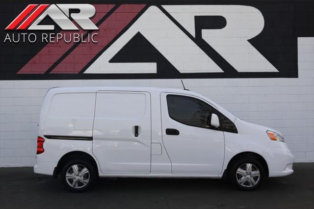 2020 nissan nv200 sv