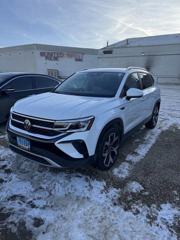 2022 volkswagen taos 1.5t sel