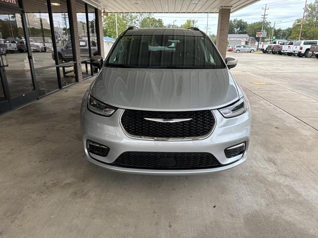 2023 chrysler pacifica limited