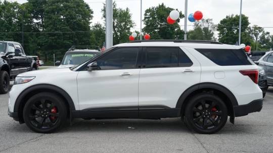 2023 ford explorer st