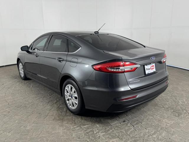 2019 ford fusion s