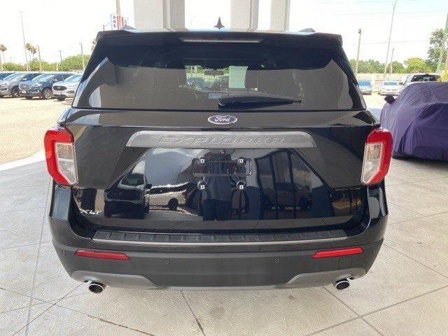 2021 ford explorer xlt