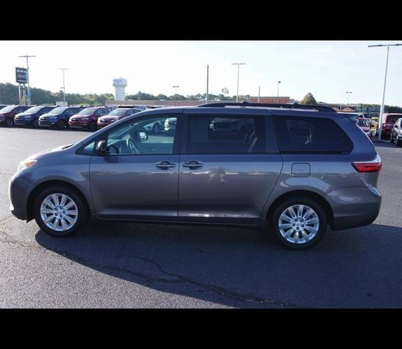 used 2015 toyota sienna le awd lewes, de 19958 for sale in lewes, delaware